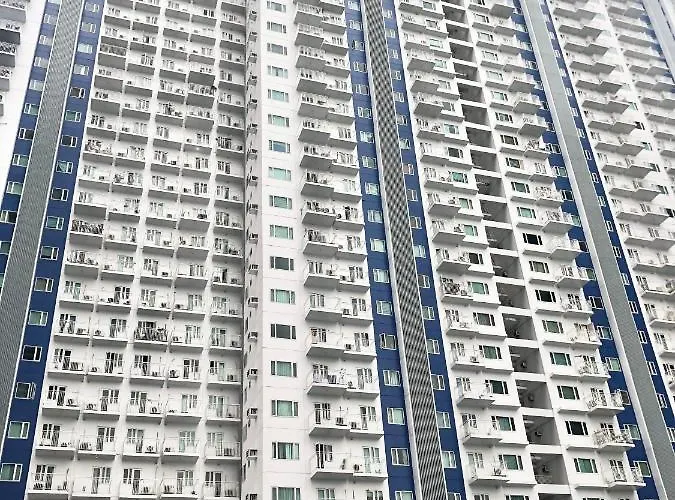 Myrvin At Grass Residences, Qc