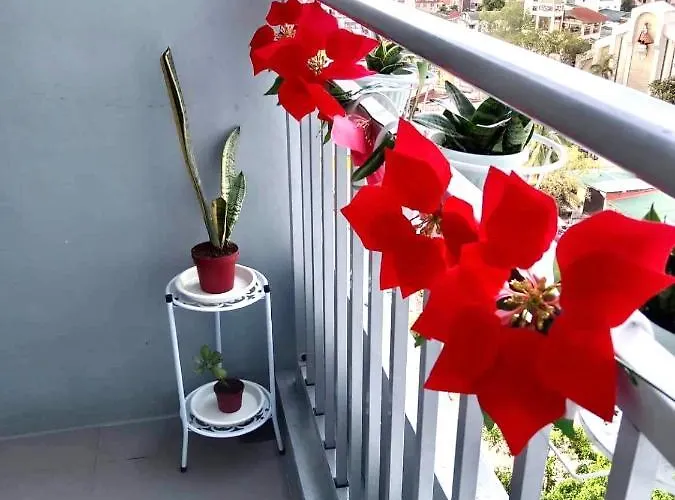 Myrvin At Grass Residences, Qc Apartment *