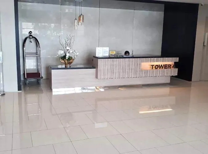 Myrvin At Grass Residences, Qc Apartment *